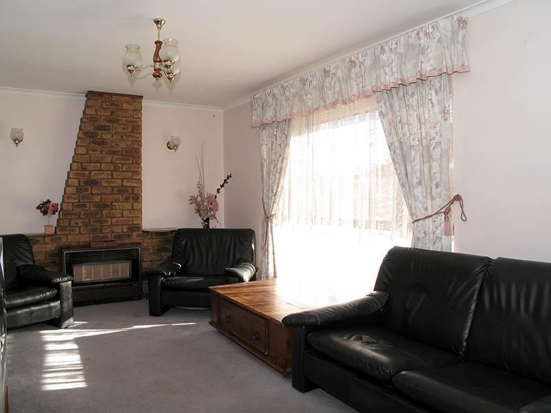 24 CARABEEN CRESCENT, Andrews Farm SA 5114