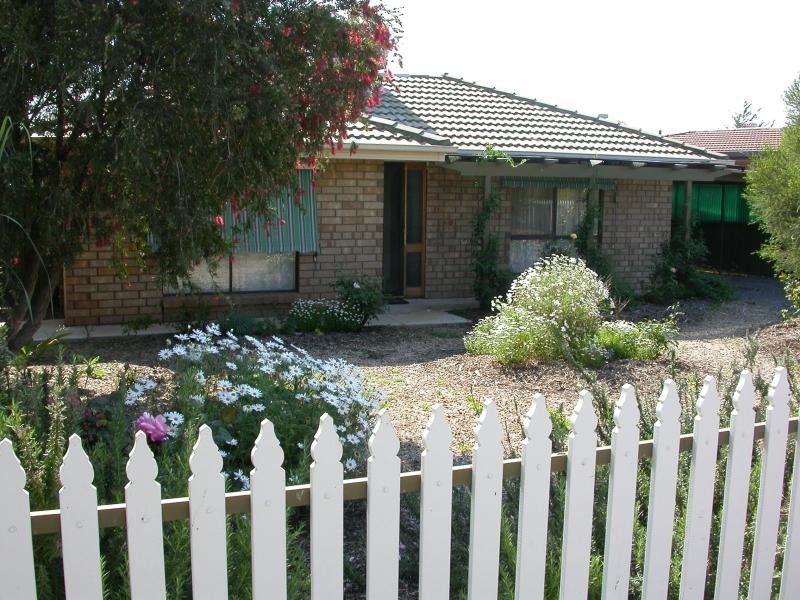 41 MOIR STREET, Smithfield SA 5114