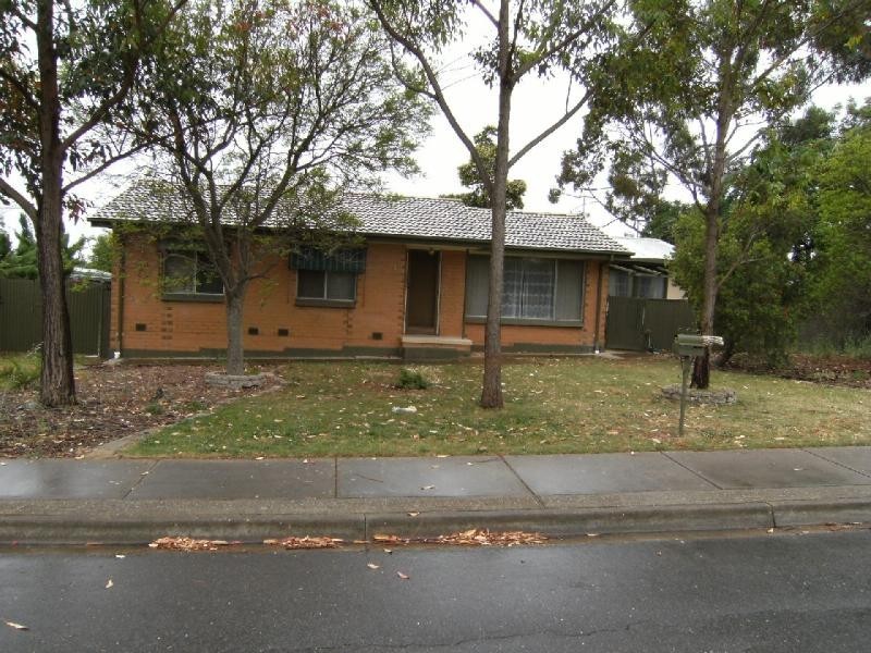 2 FORTRESS STREET, Elizabeth Downs SA 5113