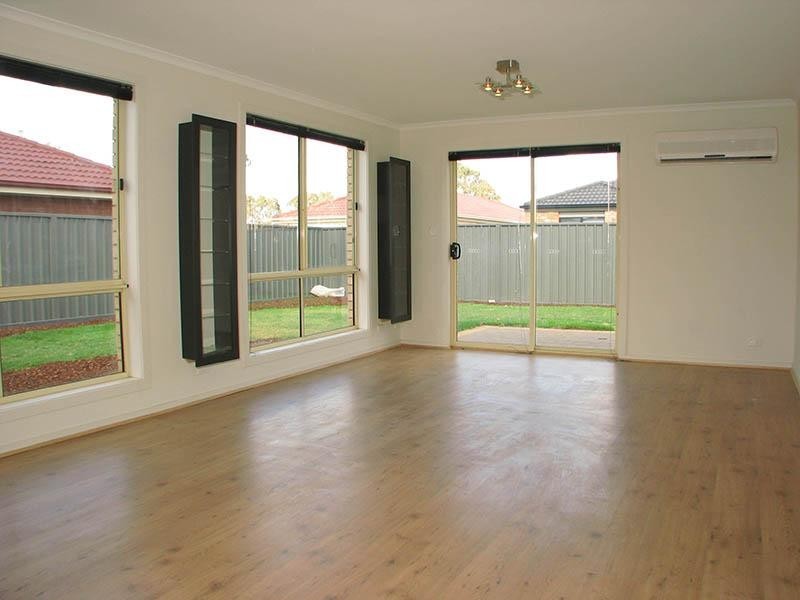 7 ROBE STREET, Andrews Farm SA 5114