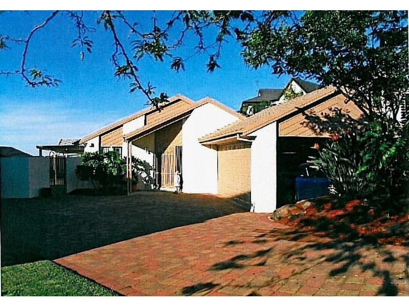 17 HONEYSUCKLE DRIVE, Hillbank SA 5112