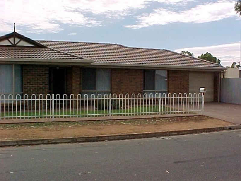 15 EARL AVENUE, Salisbury East SA 5109