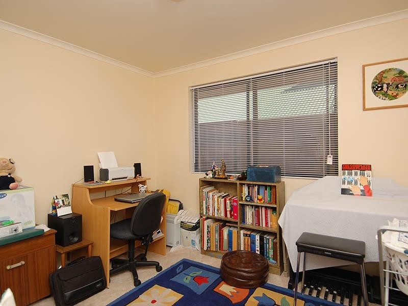 12 Boronia Court, Craigmore SA 5114
