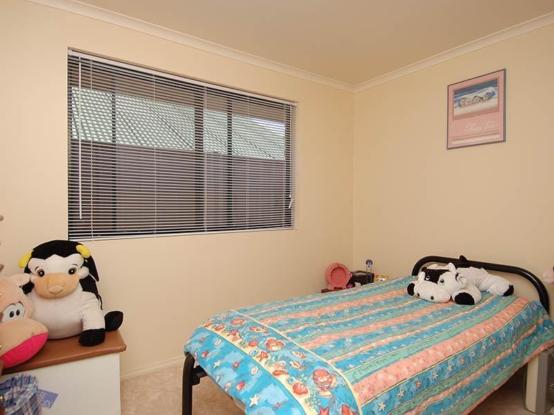12 Boronia Court, Craigmore SA 5114