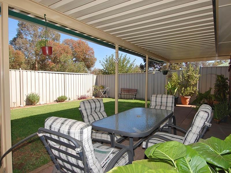 12 Boronia Court, Craigmore SA 5114