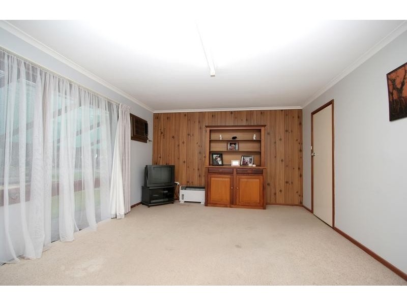 8 Phelps Street, Elizabeth East SA 5112
