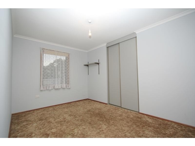 8 Phelps Street, Elizabeth East SA 5112