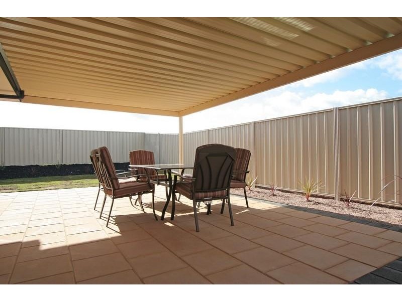 42 Peerless Road, Munno Para West SA 5115