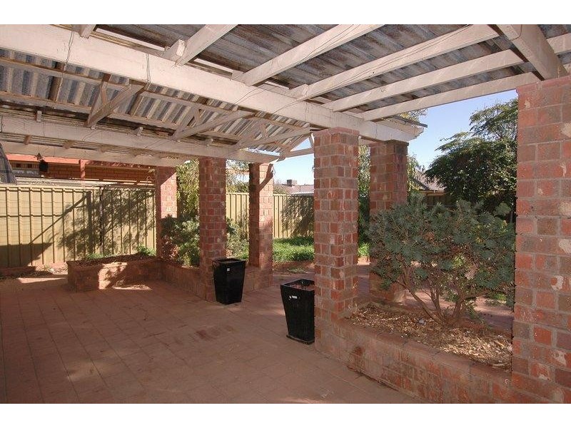 42 Leicester Grove, Andrews Farm SA 5114