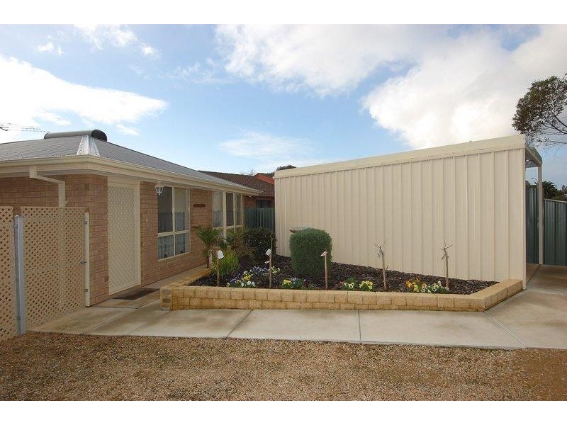 37 A Warooka Crescent, Smithfield SA 5114