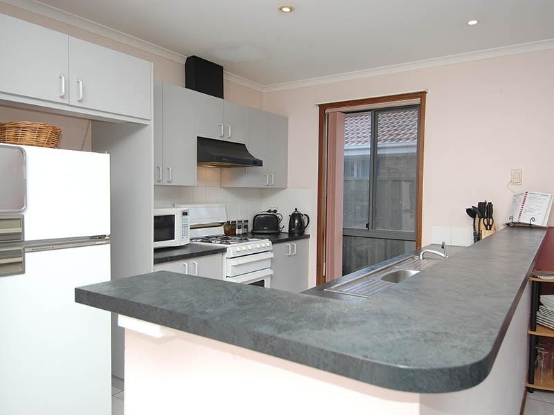 10 Halbert Court, Andrews Farm SA 5114