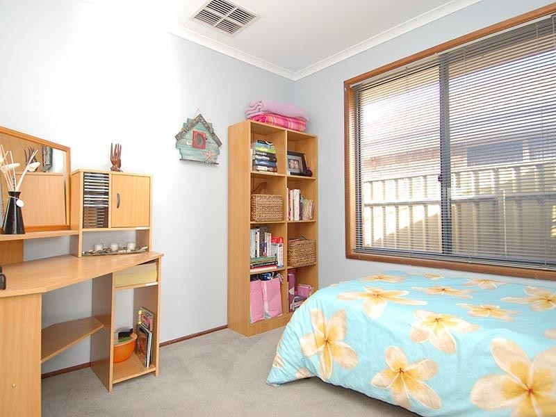 10 Halbert Court, Andrews Farm SA 5114