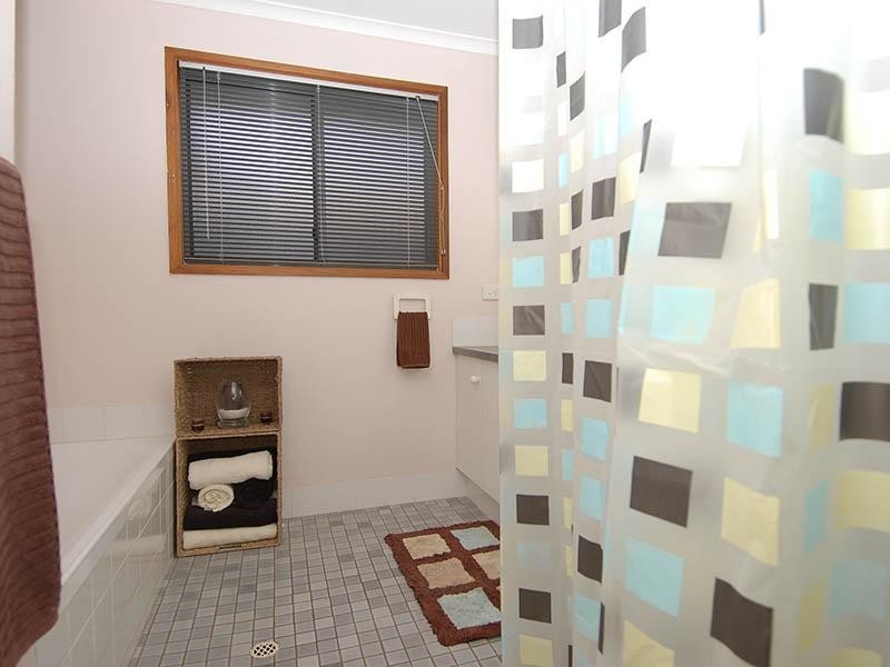 10 Halbert Court, Andrews Farm SA 5114