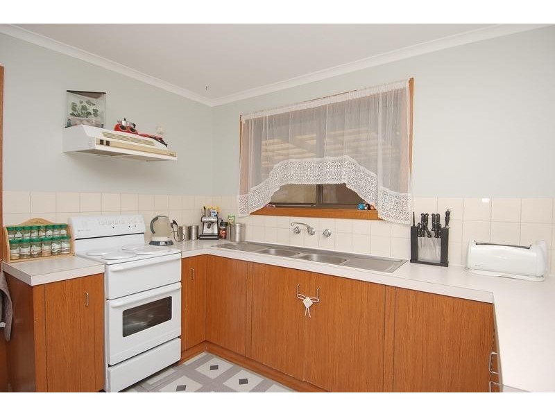2 Sarah Street, Salisbury East SA 5109