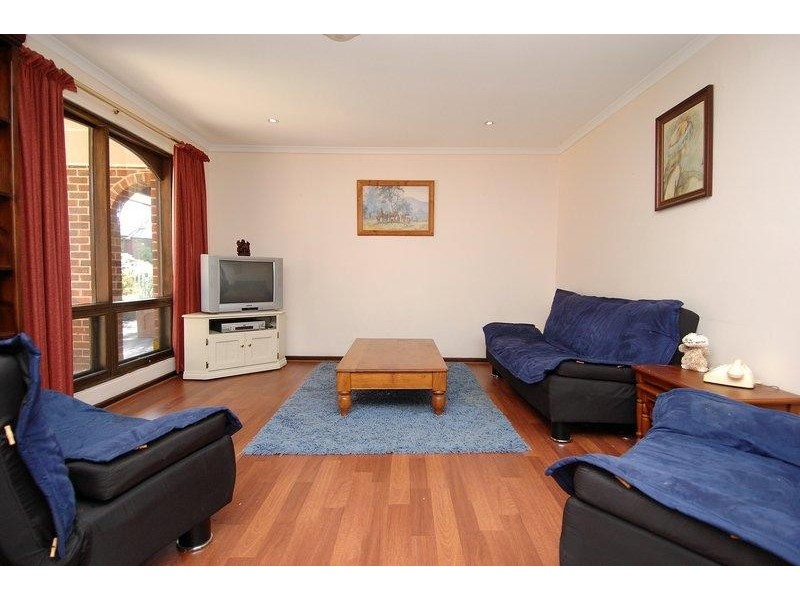 19 Castle Street, Modbury SA 5092