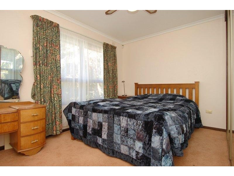 19 Castle Street, Modbury SA 5092