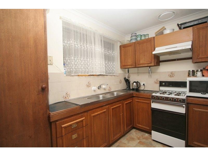 12 Maguire Crescent, Burton SA 5110