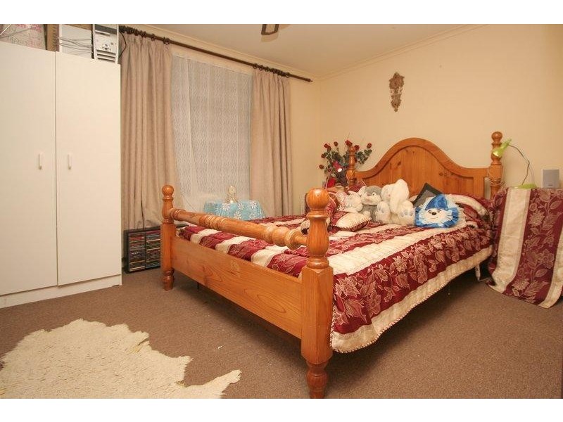 12 Maguire Crescent, Burton SA 5110