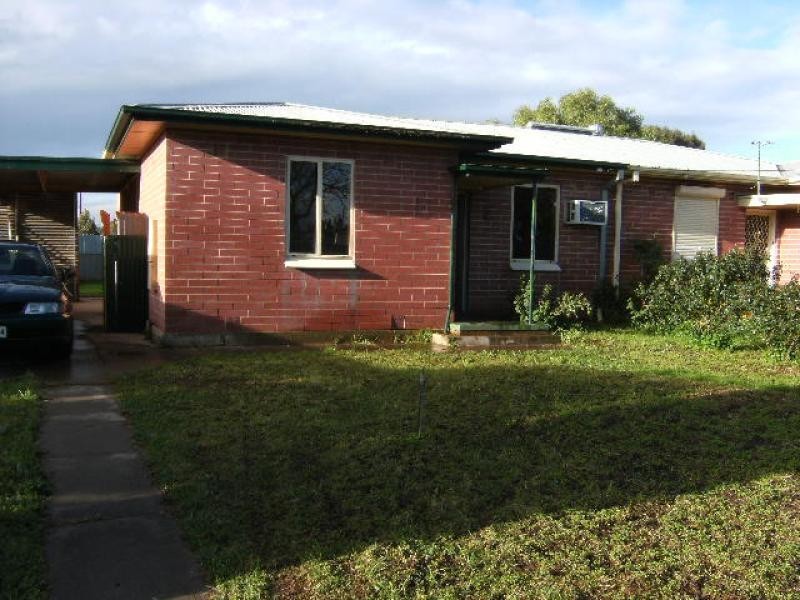 18 SMALL CRESCENT, Smithfield Plains SA 5114