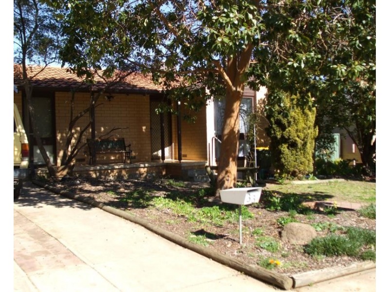 33 SALERNO COURT, Elizabeth East SA 5112
