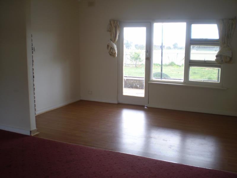 61 Gale Road, Evanston South SA 5116