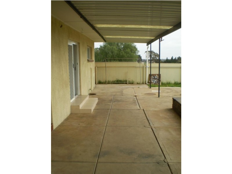 61 Gale Road, Evanston South SA 5116