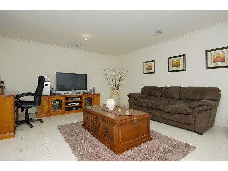 25 Falcon Drive, Hewett SA 5118