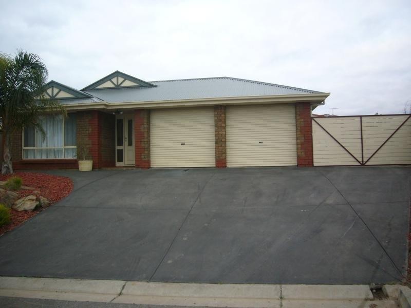 31 Falcon Crescent, Blakeview SA 5114