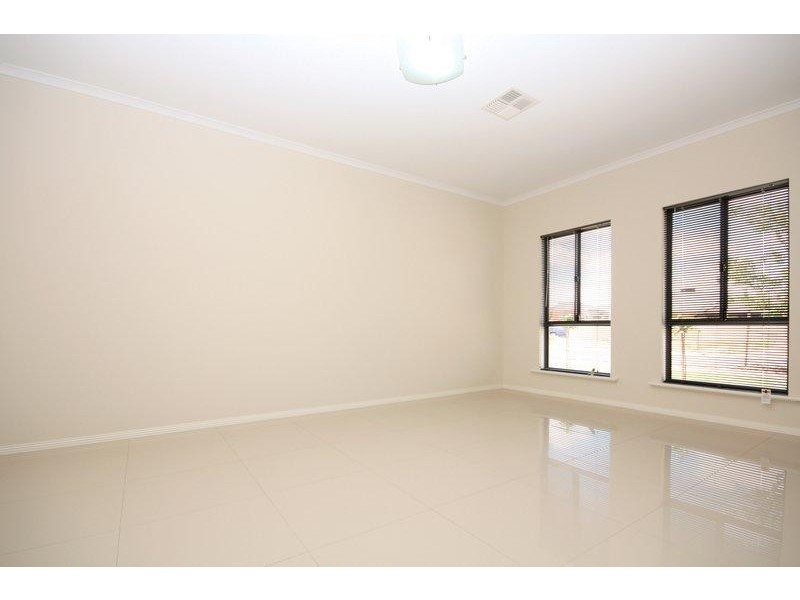 31 Waterside Drive, Burton SA 5110