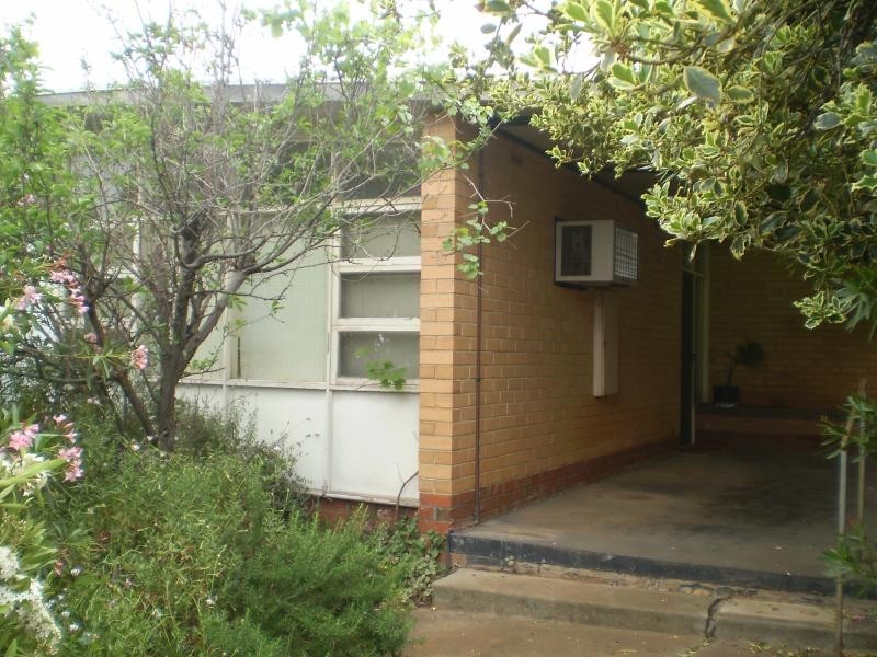 27 Palmer Road, Elizabeth Park SA 5113