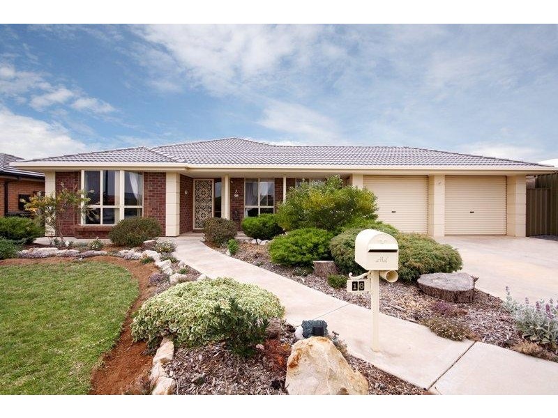 16 Dawn Close, Andrews Farm SA 5114