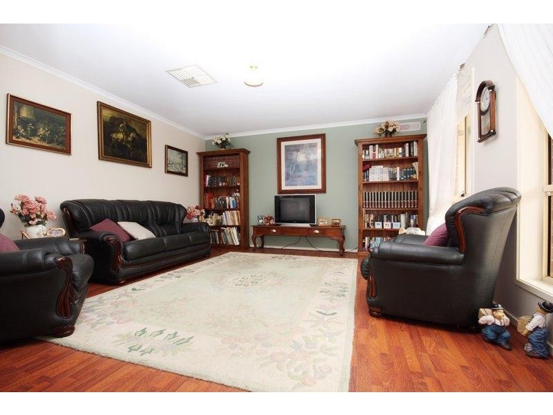 16 Dawn Close, Andrews Farm SA 5114