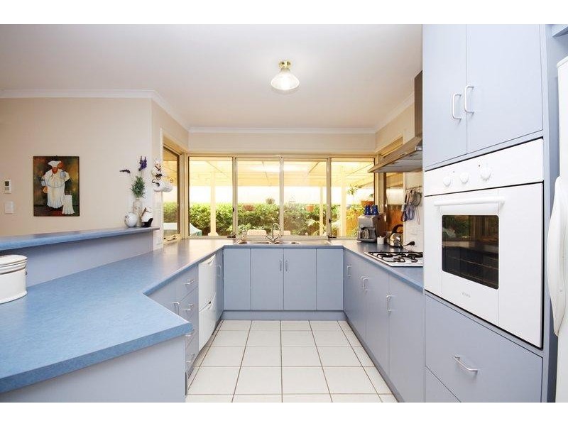 16 Dawn Close, Andrews Farm SA 5114