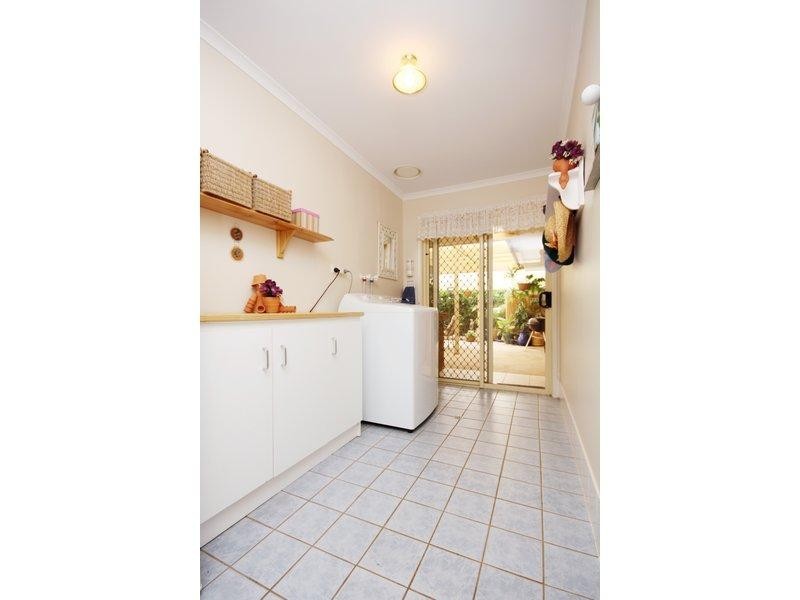 16 Dawn Close, Andrews Farm SA 5114