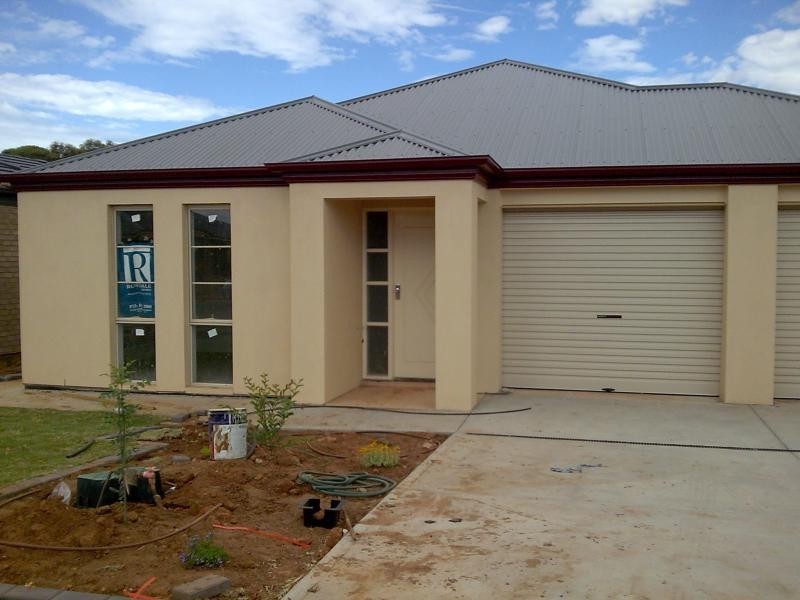 52 Strathaird Boulevard, Smithfield SA 5114