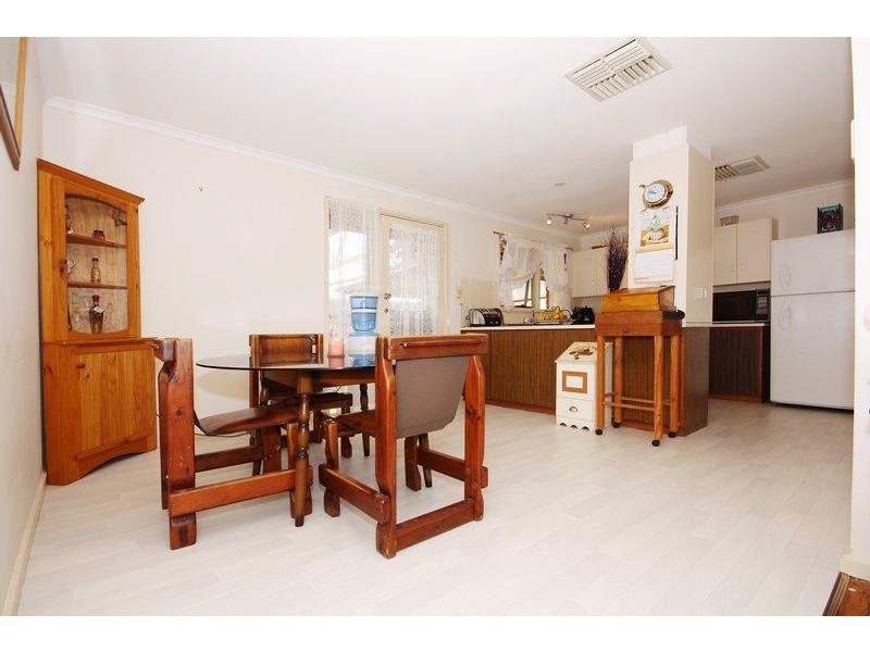 9 Alawoona Road, Munno Para SA 5115