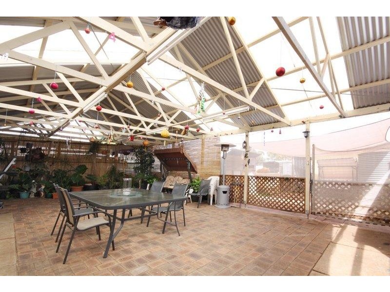 9 Alawoona Road, Munno Para SA 5115