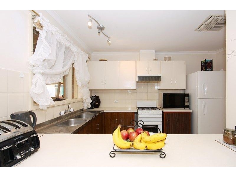 9 Alawoona Road, Munno Para SA 5115