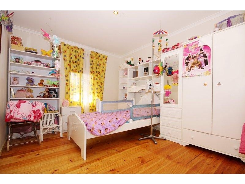 9 Alawoona Road, Munno Para SA 5115