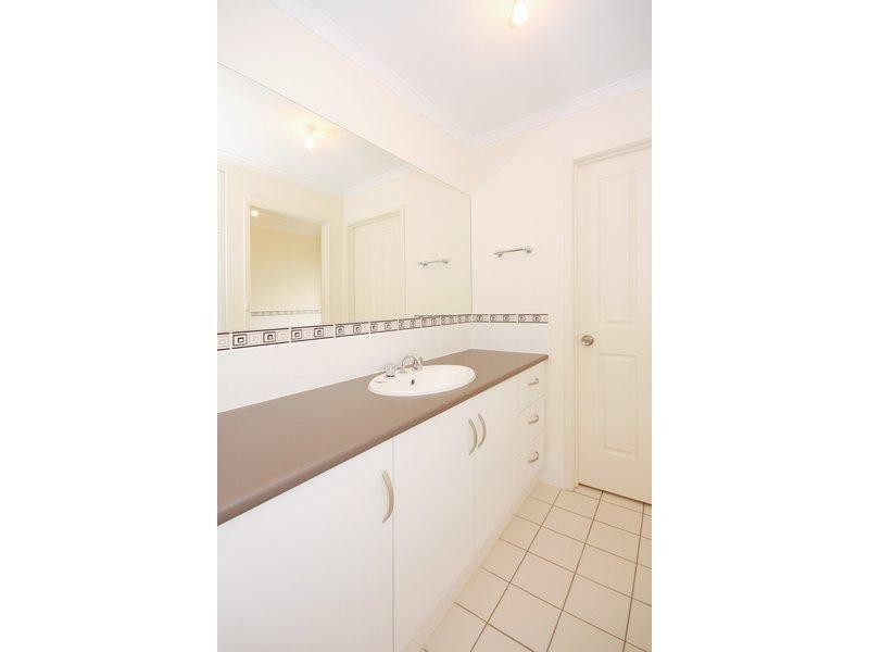 31 Everest Avenue, Andrews Farm SA 5114