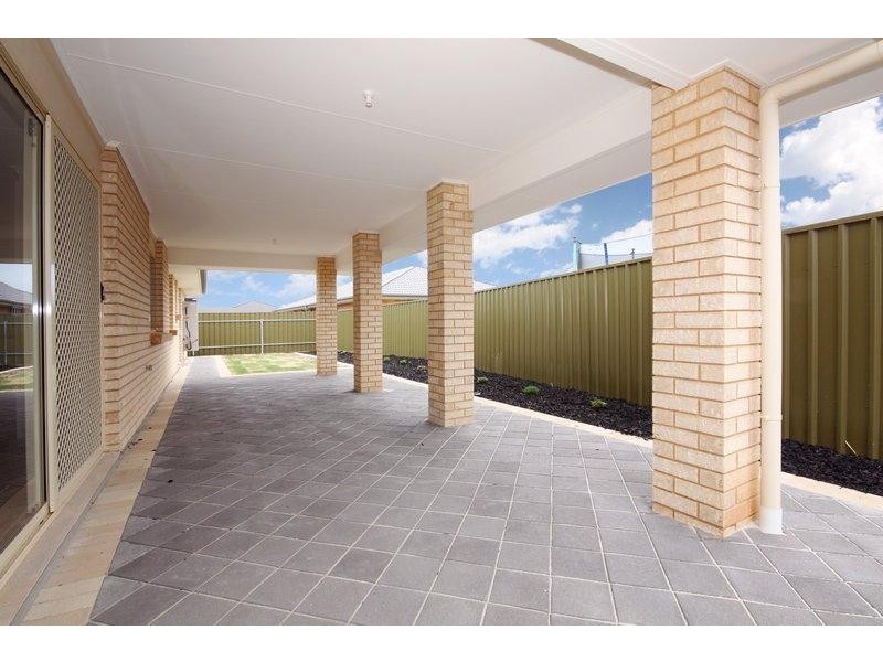 31 Everest Avenue, Andrews Farm SA 5114