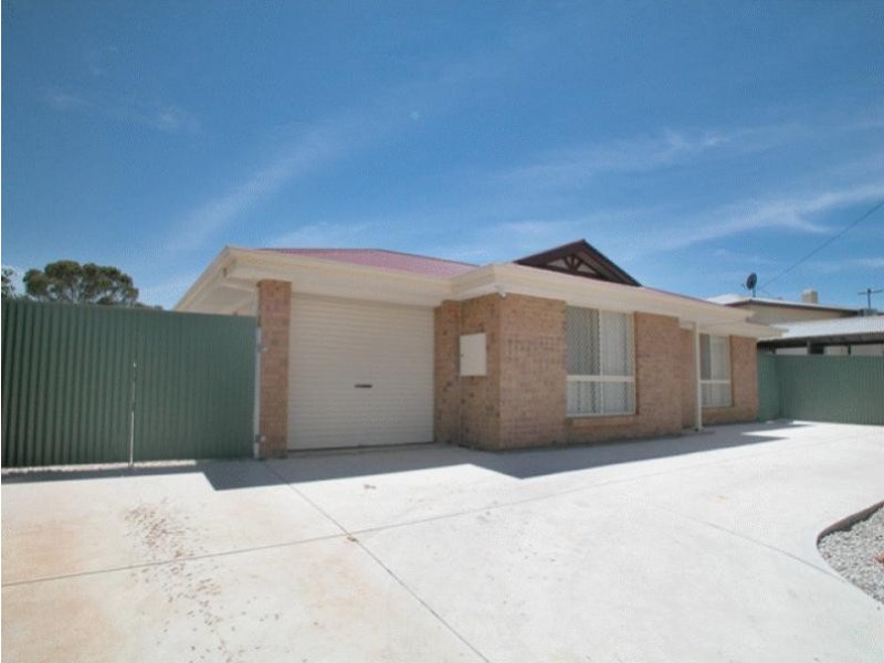 10 LESLIE STREET, Elizabeth East SA 5112