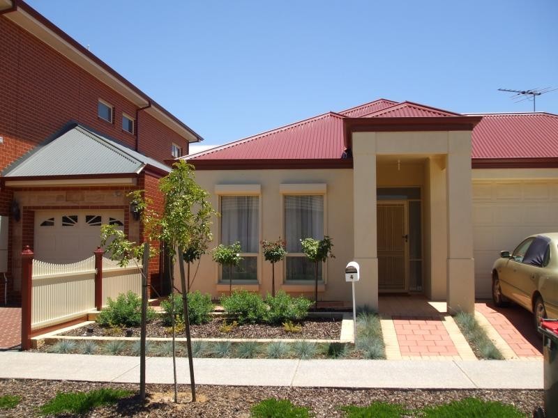 4 Gomera Street, Mawson Lakes SA 5095