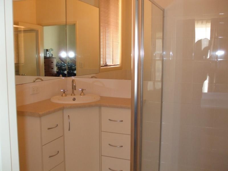 4 Gomera Street, Mawson Lakes SA 5095