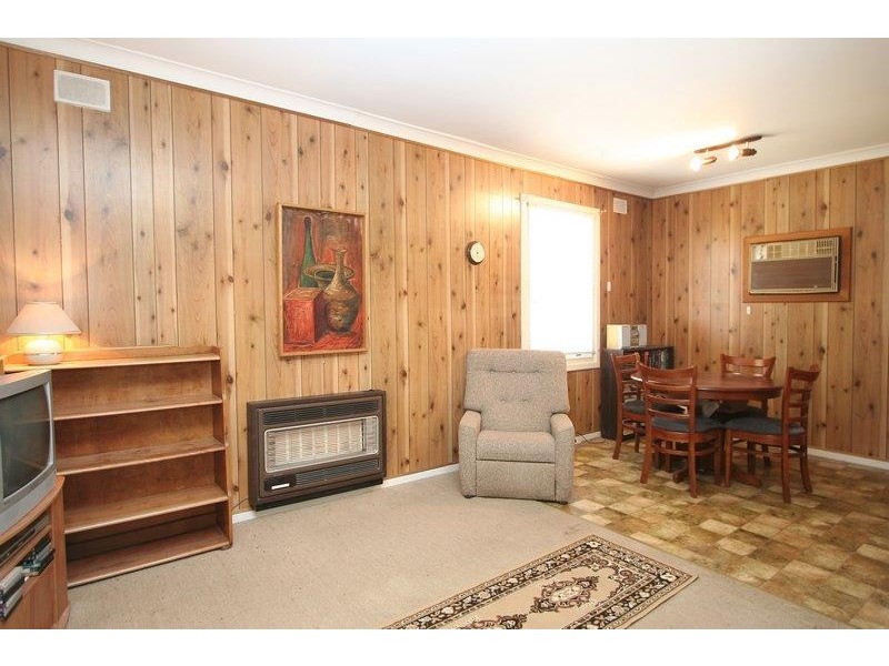 25 Barton Road, Elizabeth Downs SA 5113