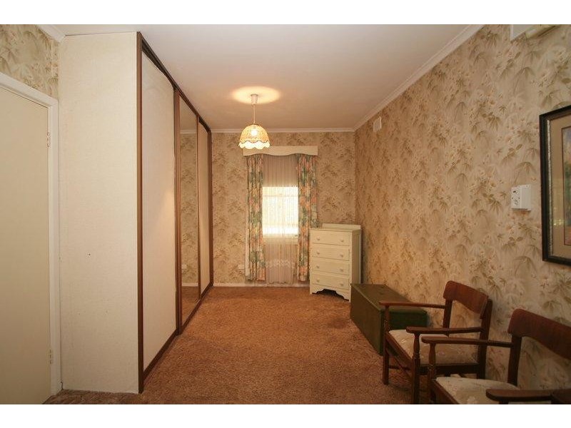 25 Barton Road, Elizabeth Downs SA 5113