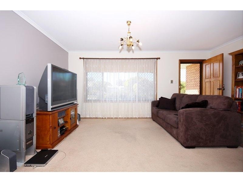 10 Federation Way, Andrews Farm SA 5114