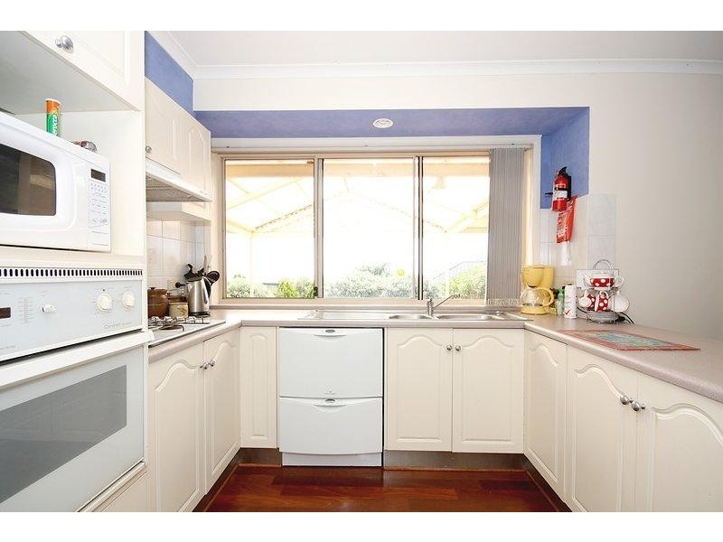 17 Honeysuckle Drive, Hillbank SA 5112