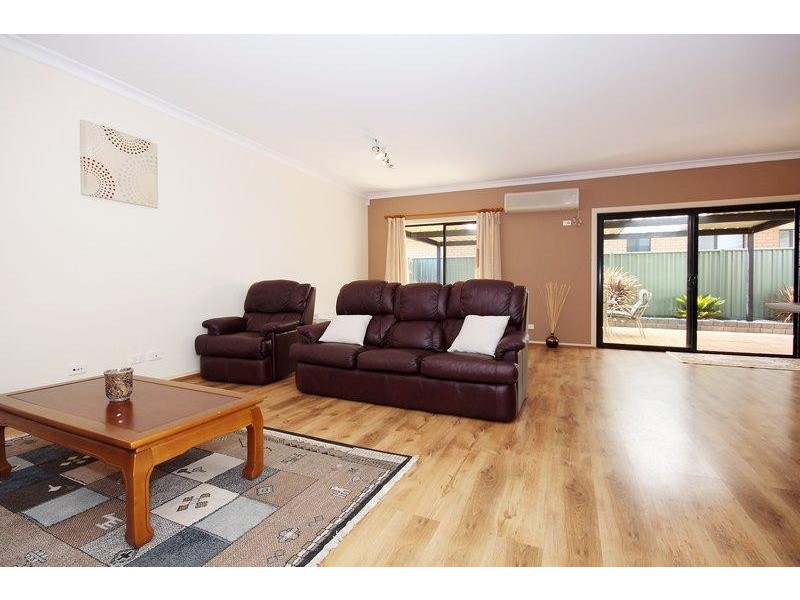 13 Heard Avenue, Mawson Lakes SA 5095