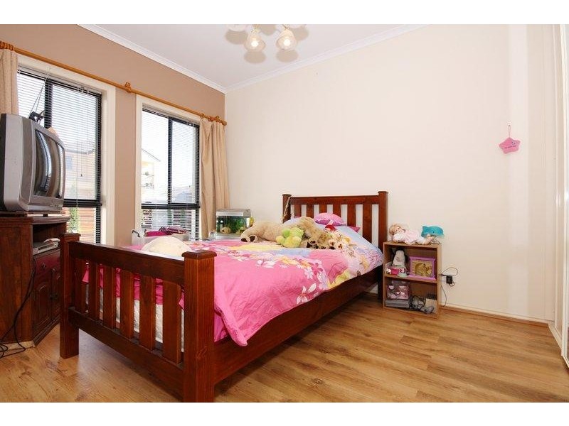 13 Heard Avenue, Mawson Lakes SA 5095